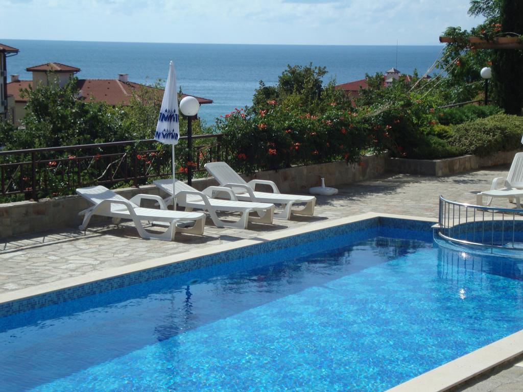 Sirena Apartment Sveti Vlas Bagian luar foto
